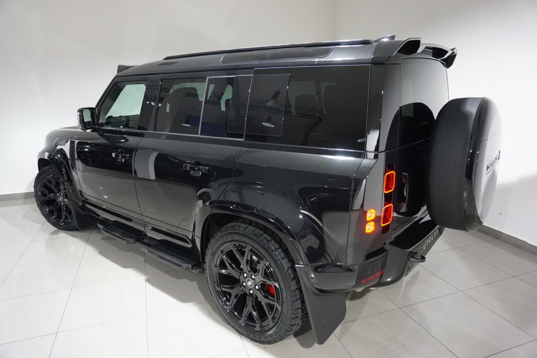 Land Rover Defender 110 3.0 D250 MHEV X-Dynamic HSE Auto 4WD Euro 6 (s/s) 5dr